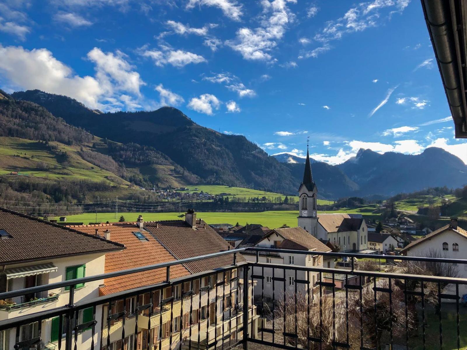 Auberge De L'Ange Albeuve ภายนอก รูปภาพ