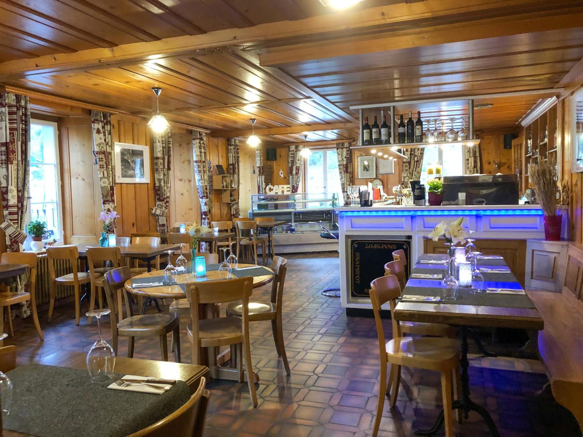 Auberge De L'Ange Albeuve ภายนอก รูปภาพ