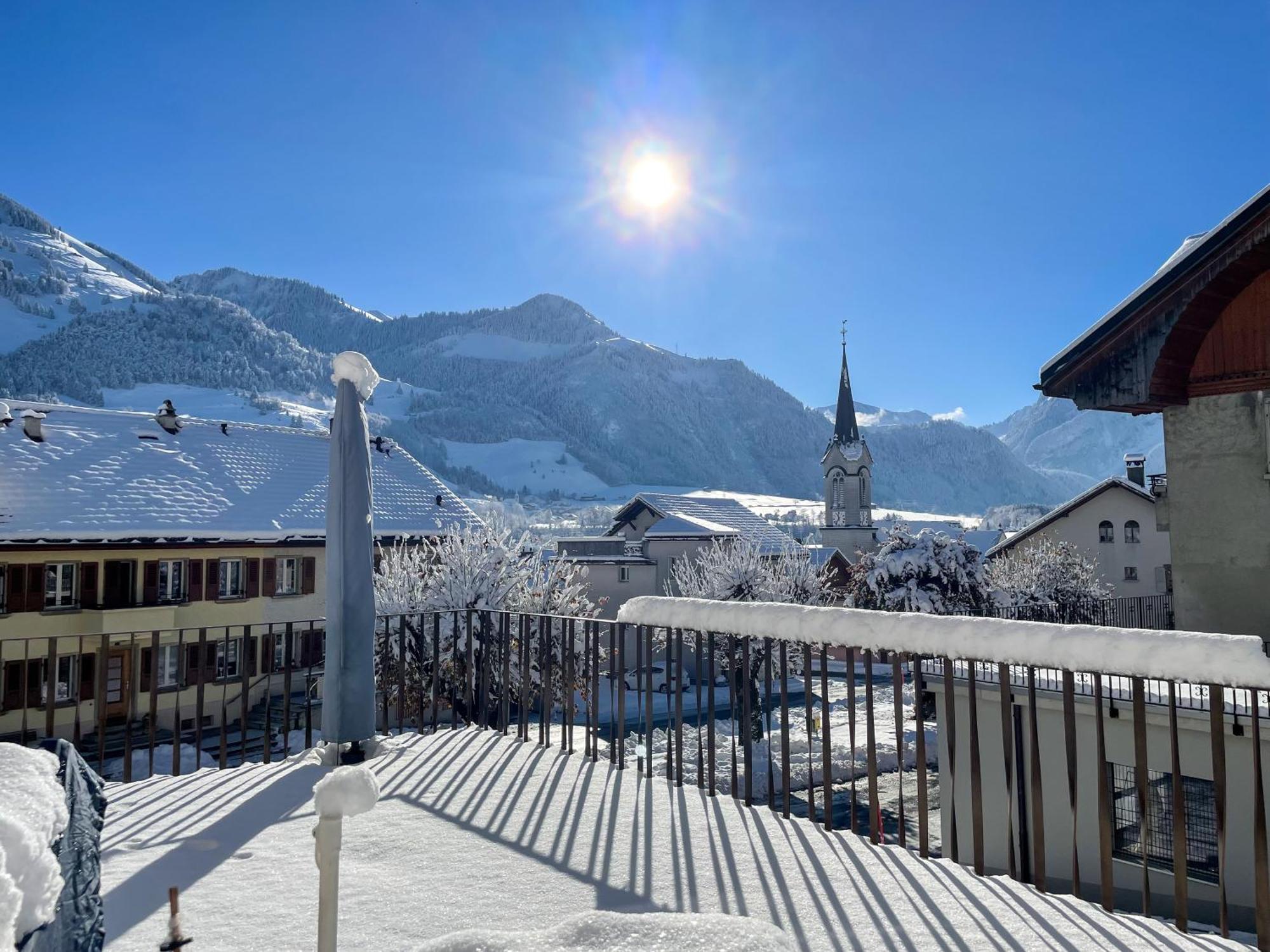 Auberge De L'Ange Albeuve ภายนอก รูปภาพ